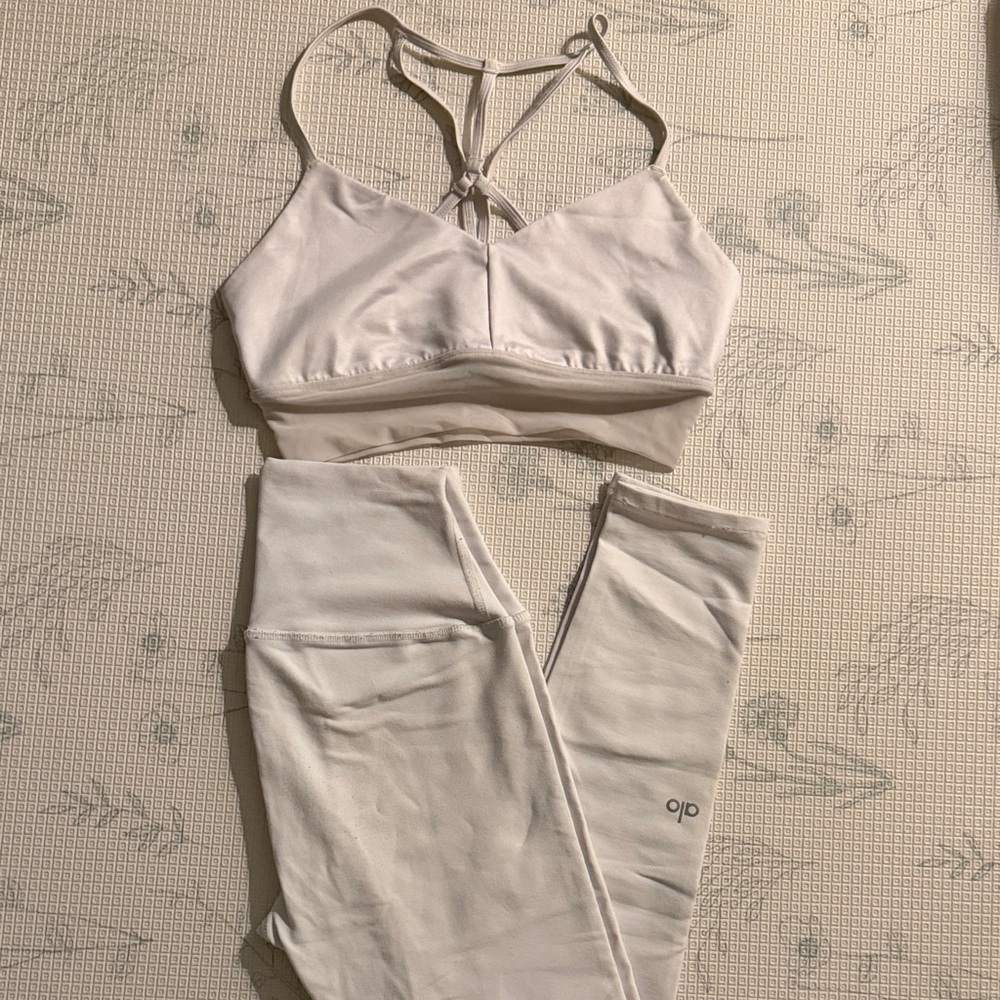 White Alo Strappy Mesh Sports Bra and Leggings Set